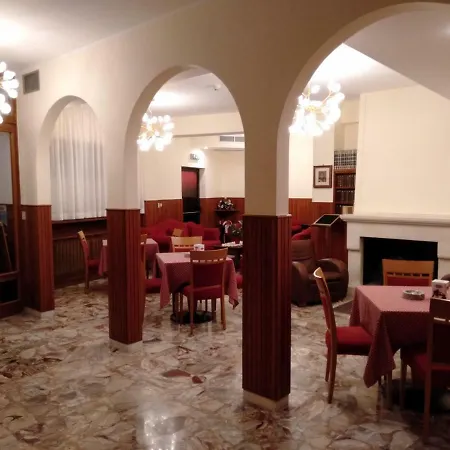 Hotel Viola 3*